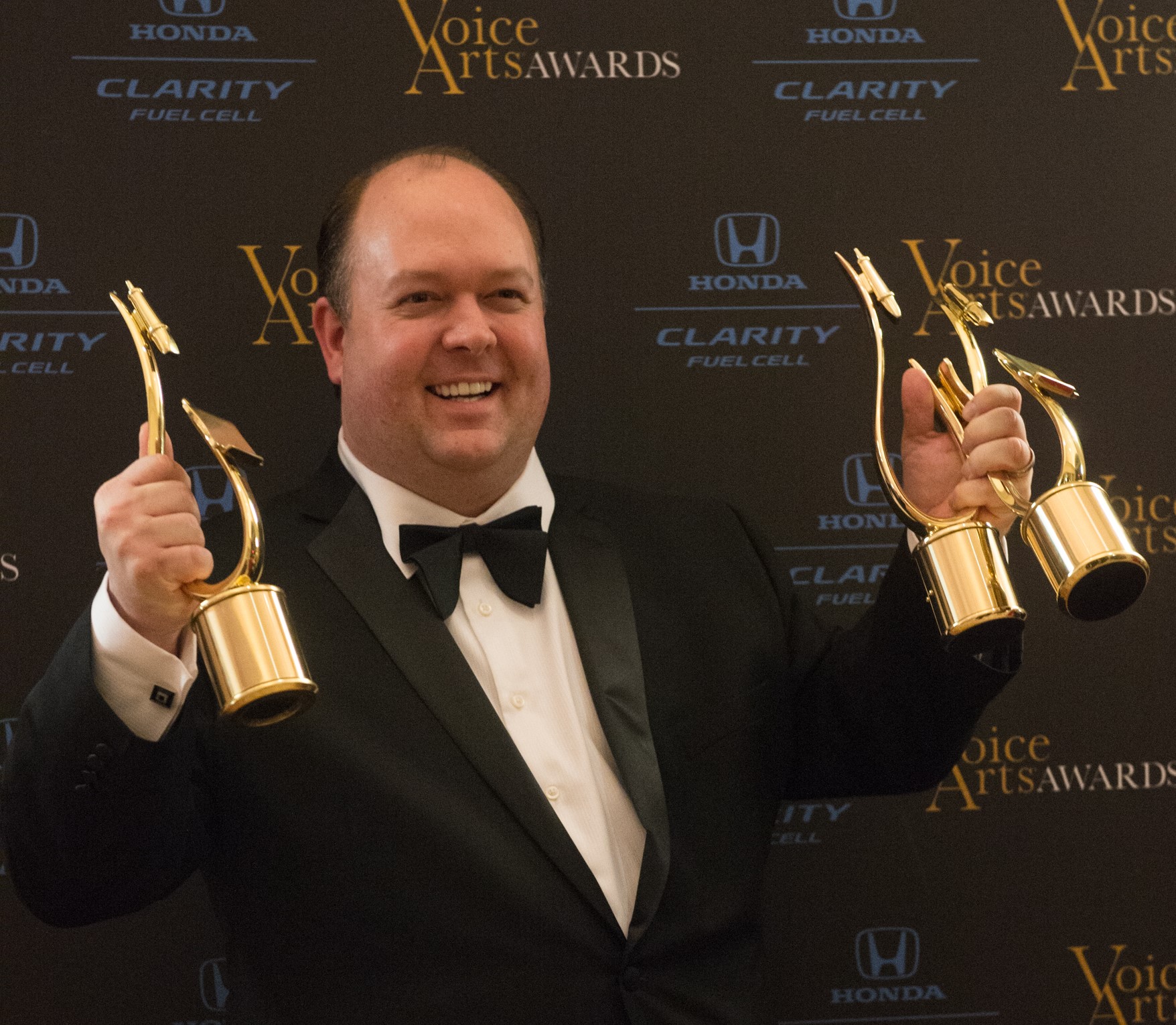 J. Michael Collins - Professional Voice Actor for Commercial & Radio Imaging