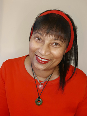 Stefania Lintonbon - Professional Voice Actor for Radio Imaging & Radio
